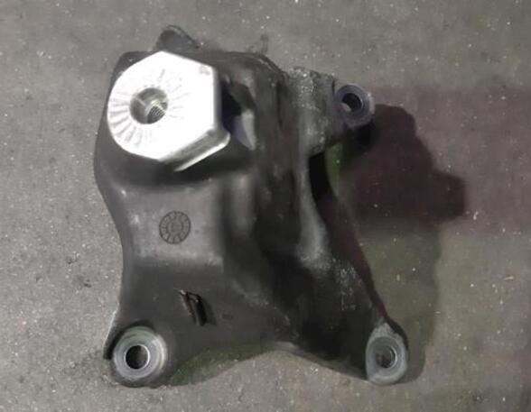 Engine Mount Bracket AUDI A4 (8W2, 8WC, B9)