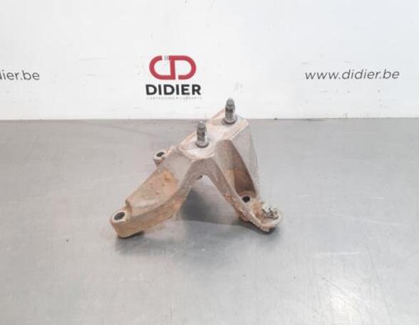 Engine Mount Bracket DACIA SANDERO II