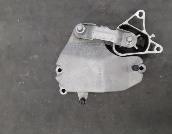 Engine Mount Bracket MERCEDES-BENZ GLA-CLASS (X156)