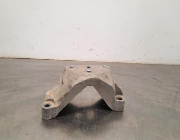 Engine Mount Bracket SKODA OCTAVIA IV Combi (NX5), VW T-ROC (A11, D11)