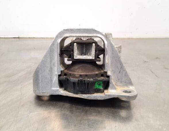 Engine Mount Bracket DACIA DUSTER (HM_)