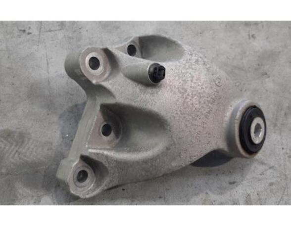 Engine Mount Bracket MERCEDES-BENZ A-CLASS (W176), MERCEDES-BENZ CLA Coupe (C117)