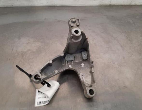 Engine Mount Bracket DACIA SANDERO II