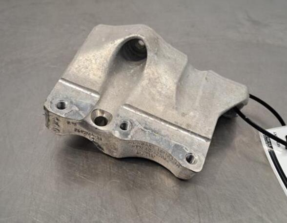 Engine Mount Bracket BMW 1 (F40)