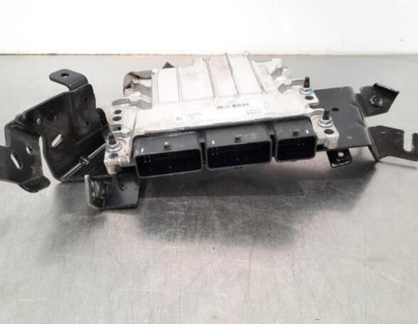 Control unit for engine RENAULT CLIO V (B7_)