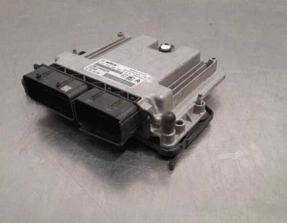 Control unit for engine PEUGEOT 5008 II (MC_, MJ_, MR_, M4_)