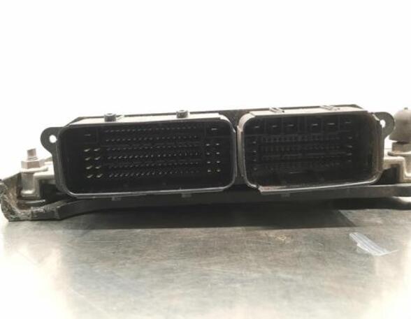 Control unit for engine PEUGEOT 5008 II (MC_, MJ_, MR_, M4_)