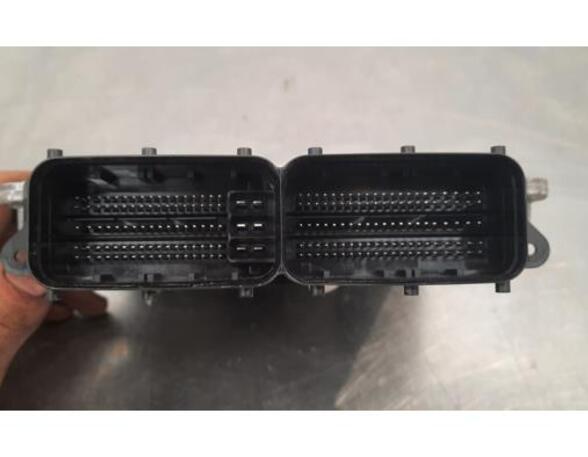 Control unit for engine AUDI A5 Sportback (F5A, F5F)