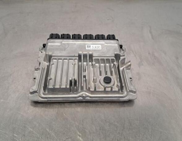 Control unit for engine BMW 1 (F40)