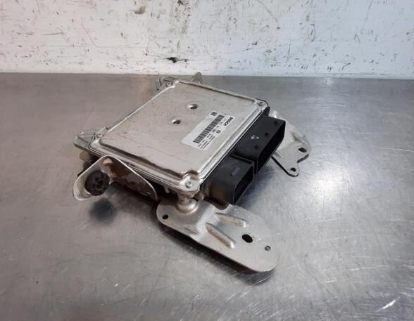 Control unit for engine BMW X5 (E70)