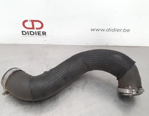 Intercooler Schlauch von einem Citroen DS5