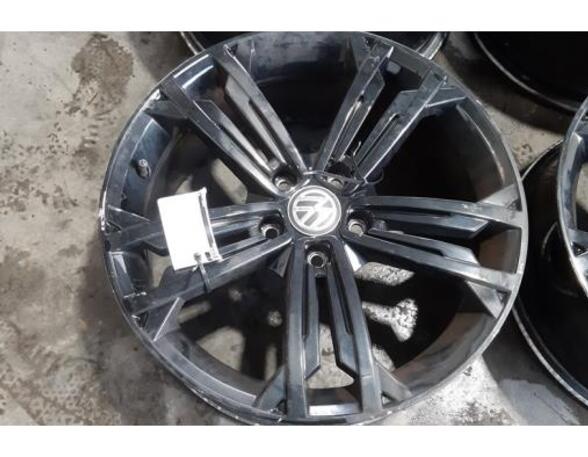 Stalen velg set VW GOLF VII (5G1, BQ1, BE1, BE2), VW GOLF VIII Variant (CG5), VW GOLF VII Variant (BA5, BV5)