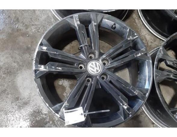 Steel Rim Set VW GOLF VII (5G1, BQ1, BE1, BE2), VW GOLF VIII Variant (CG5), VW GOLF VII Variant (BA5, BV5)