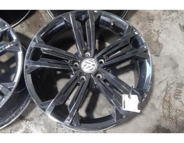 Stalen velg set VW GOLF VII (5G1, BQ1, BE1, BE2), VW GOLF VIII Variant (CG5), VW GOLF VII Variant (BA5, BV5)