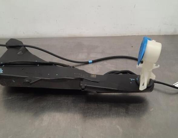 Washer Fluid Tank (Bottle) PEUGEOT 308 III (FB_, FH_, FP_, F3_, FM_)