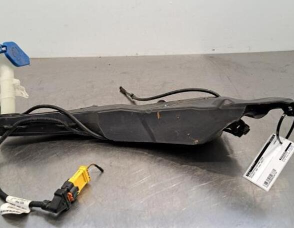 Washer Fluid Tank (Bottle) PEUGEOT 308 III (FB_, FH_, FP_, F3_, FM_)