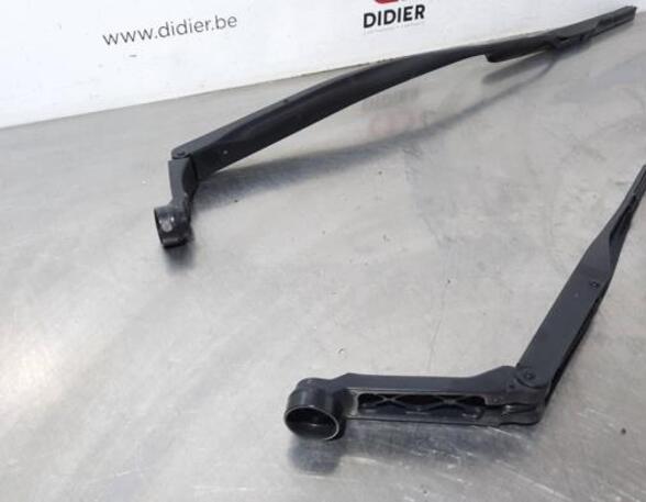 Wischerarm vorne Toyota Prius Plus W4  P14421716