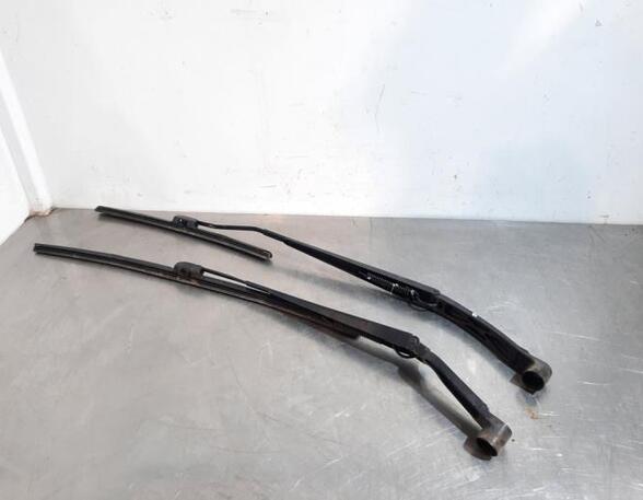 Wiper Arm NISSAN QASHQAI II SUV (J11, J11_)