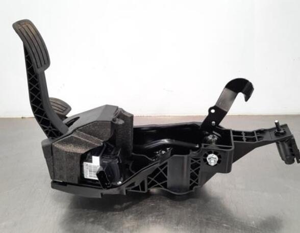 Pedal Assembly OPEL GRANDLAND X (A18)