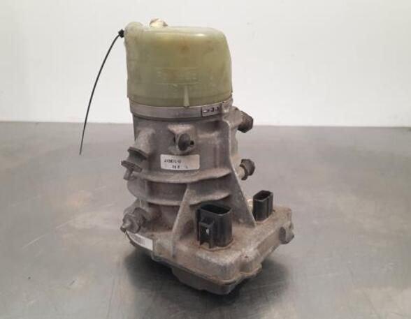 Power steering pump VOLVO S80 II (124)