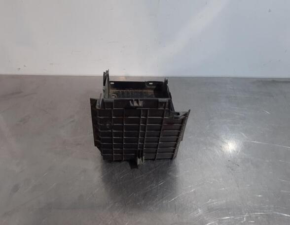 Battery holder PEUGEOT 2008 I (CU_), PEUGEOT 208 I (CA_, CC_), CITROËN C3 II (SC_), CITROËN C3 III (SX)