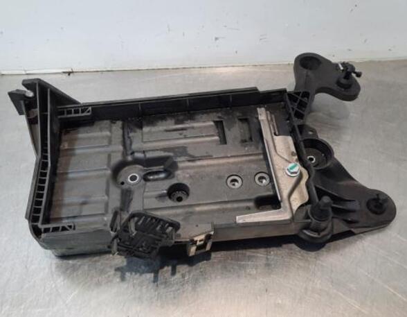 Battery holder VW GOLF VII (5G1, BQ1, BE1, BE2)