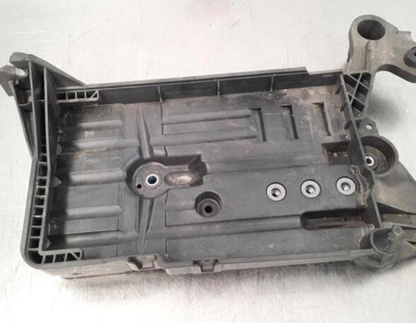 Battery holder AUDI A3 Sportback (8VA, 8VF)