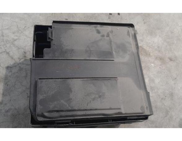 Battery holder PEUGEOT 5008 II (MC_, MJ_, MR_, M4_)