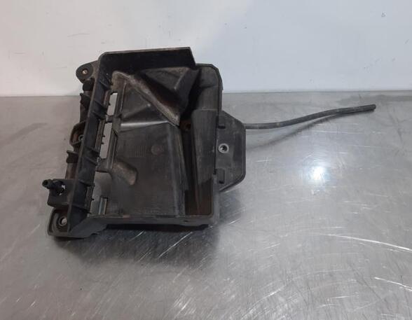 Battery holder VW POLO (6R1, 6C1), SKODA ROOMSTER (5J7), SKODA ROOMSTER Praktik (5J), SKODA FABIA III (NJ3)