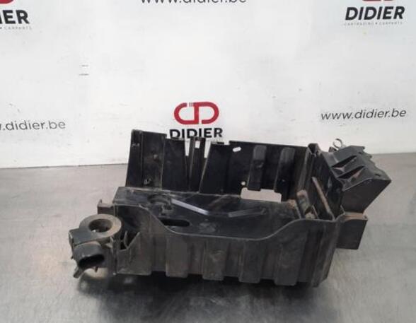 Batterijhouder OPEL CORSA E (X15)