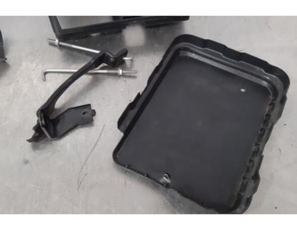 Battery holder HONDA HR-V (RU)