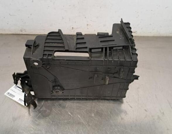 Battery holder PEUGEOT 208 I (CA_, CC_), PEUGEOT 2008 I (CU_), CITROËN C4 CACTUS, CITROËN C3 II (SC_)