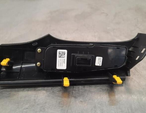 Switch HYUNDAI i30 (PDE, PD, PDEN), HYUNDAI i30 FASTBACK (PDE, PDEN), HYUNDAI i30 Estate (PDE)