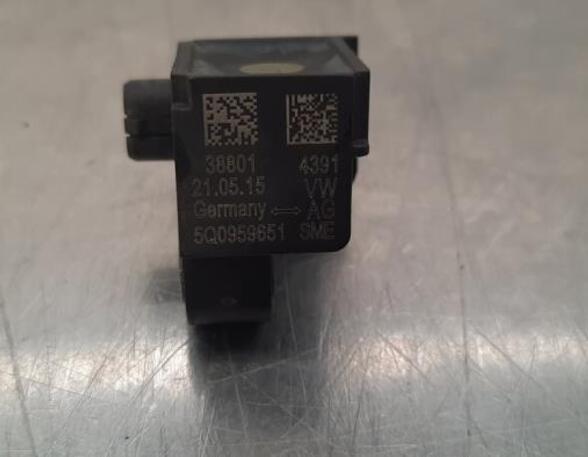 Sensor-airbag AUDI A3 Sportback (8VA, 8VF), AUDI A6 Allroad (4GH, 4GJ, C7)