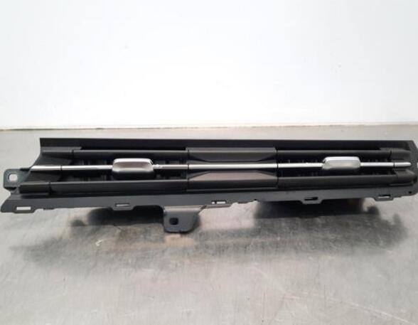 Dashboard ventilation grille AUDI A3 Sportback (8YA)