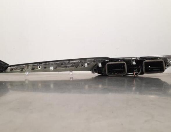 Dashboard ventilation grille BMW i4 (G26)