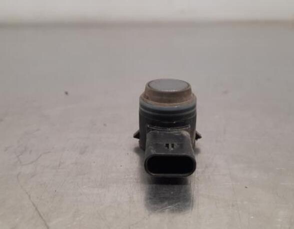 PDC Sensor von einem Mercedes GLA-Klasse