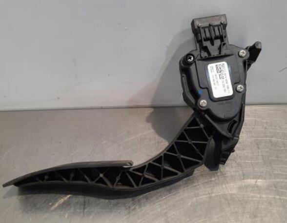 Accelerator pedal OPEL ZAFIRA TOURER C (P12)