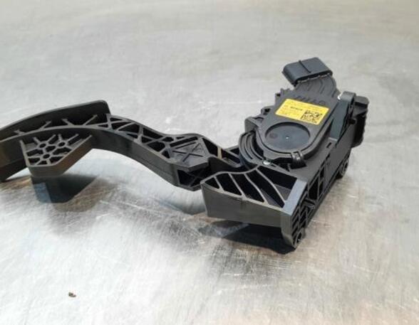 Accelerator pedal VW POLO (6R1, 6C1)