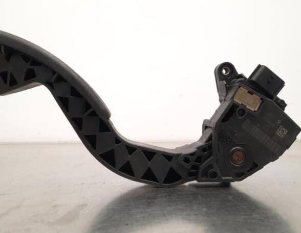 Accelerator pedal RENAULT TRAFIC III Van (FG_)