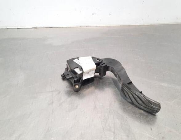 Accelerator pedal RENAULT MEGANE IV Grandtour (K9A/M/N_)