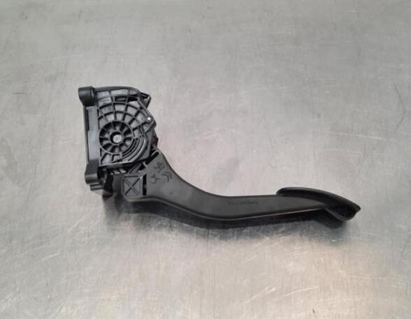 Accelerator pedal PEUGEOT 3008 SUV (MC_, MR_, MJ_, M4_)