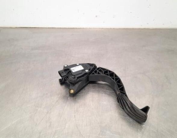 Accelerator pedal RENAULT CLIO V (B7_)