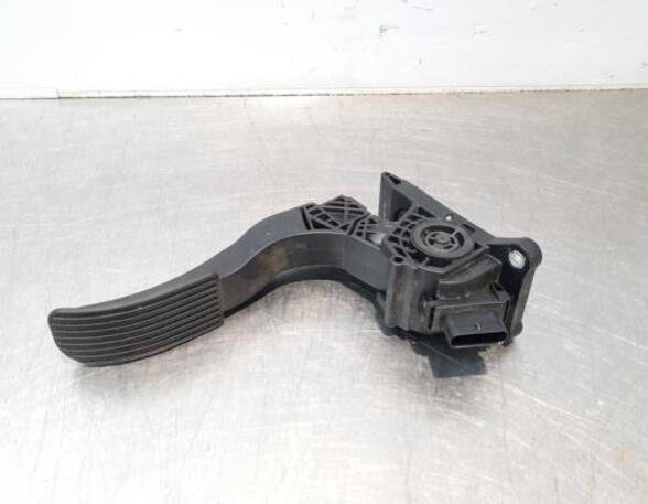 Accelerator pedal MERCEDES-BENZ SPRINTER 4-t Van (B907, B910)