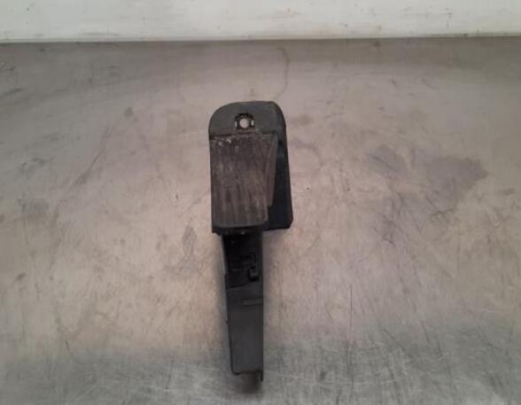 Accelerator pedal VOLVO V60 II (225)