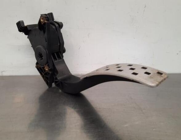 Accelerator pedal RENAULT CAPTUR I (J5_, H5_), RENAULT CLIO IV (BH_)