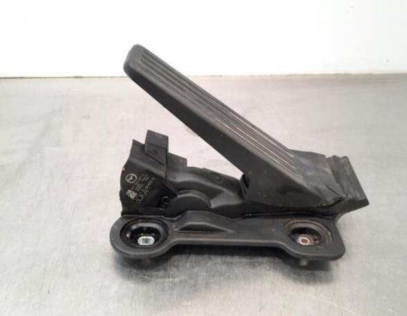 Accelerator pedal MAZDA 3 Saloon (BP_)