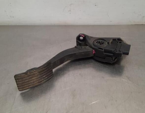 Accelerator pedal MITSUBISHI L200 / TRITON (KJ_, KK_, KL_)