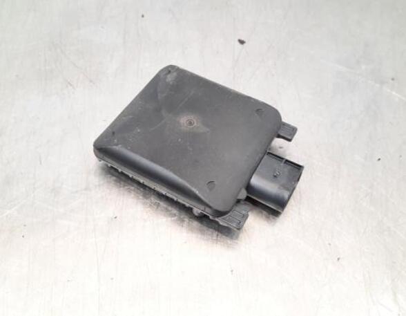 Radar sensor AUDI A3 Sportback (8YA)