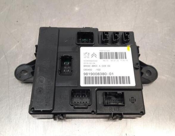 Control unit central electric (BCM) PEUGEOT 5008 II (MC_, MJ_, MR_, M4_)